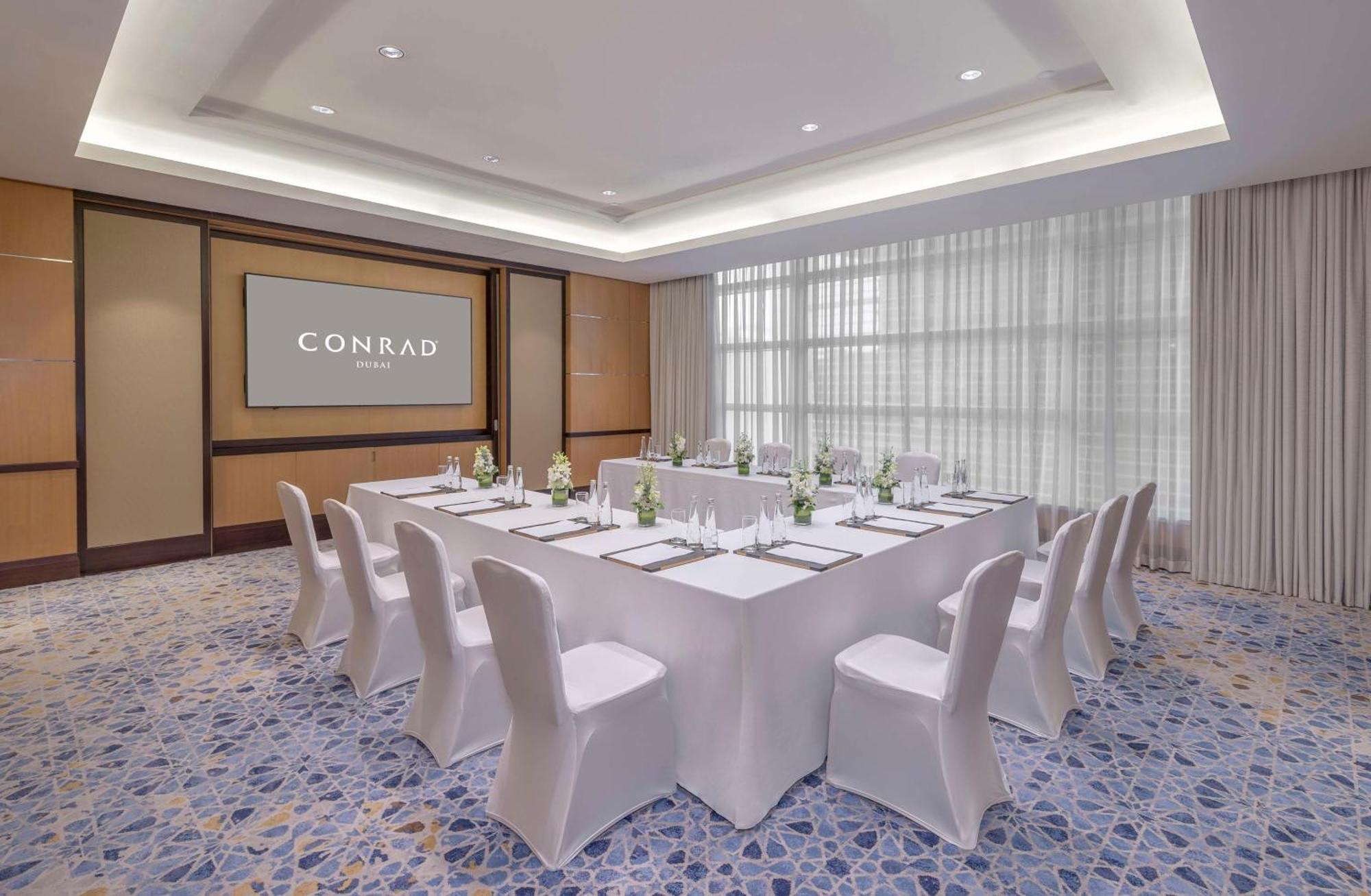 Hotel Conrad